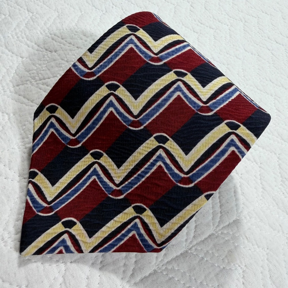Vintage Oscar de la Renta Men's 100% Silk Tie Geometric Burgundy Navy Yellow USA